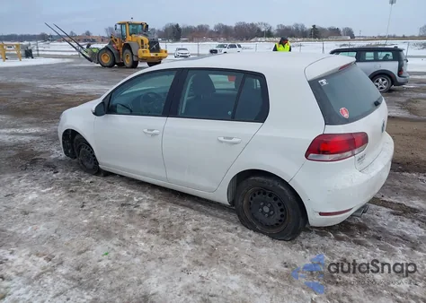 2011 Volkswagen Golf 2.5L 4-Door z USA, uszkodzony, nr VIN WVWDA7AJ5BW091684